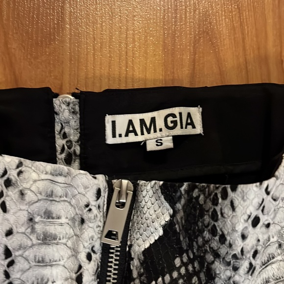 I AM GIA vegan leather pants size S - Picture 5 of 8